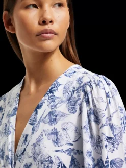Hot Scotch & Soda MIDI WRAP DRESS WITH KNOT DETAIL ShellBatikBlue